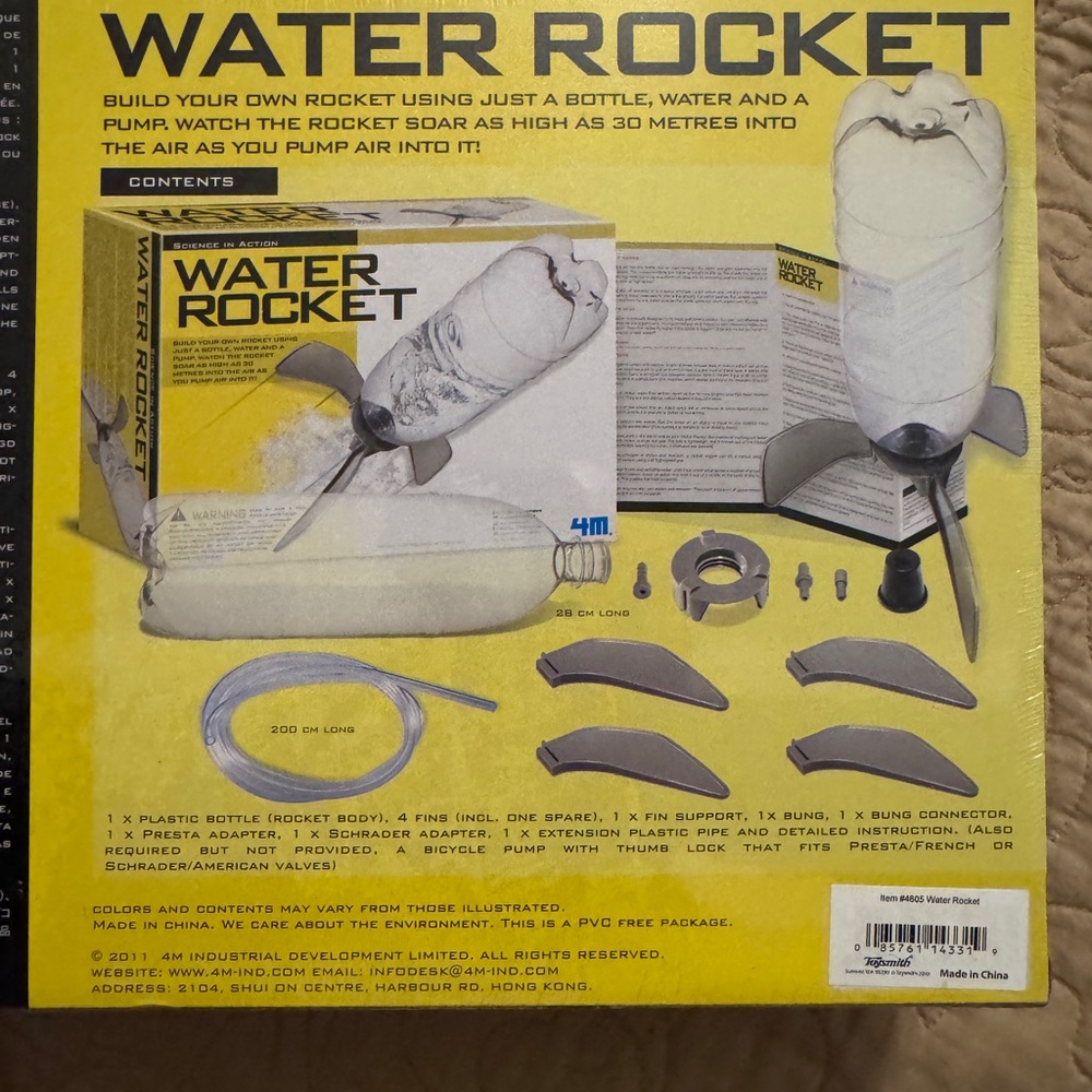 Science in Action Water Rocket NEW In Box - Picture 2 of 2